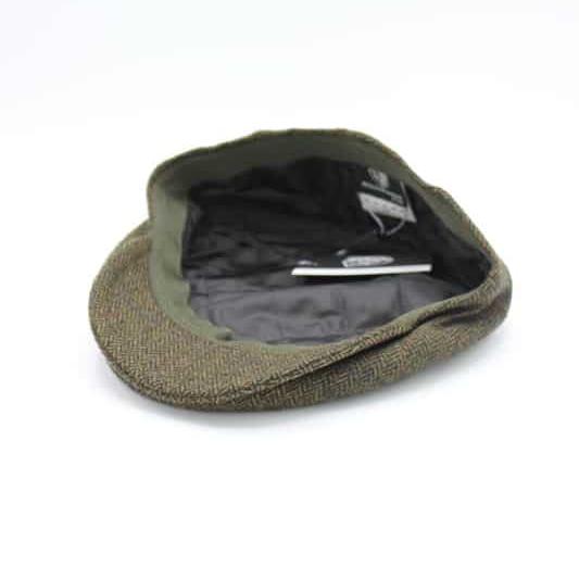 The "Green Check Bone" Pub Cap by Hologramme Paris