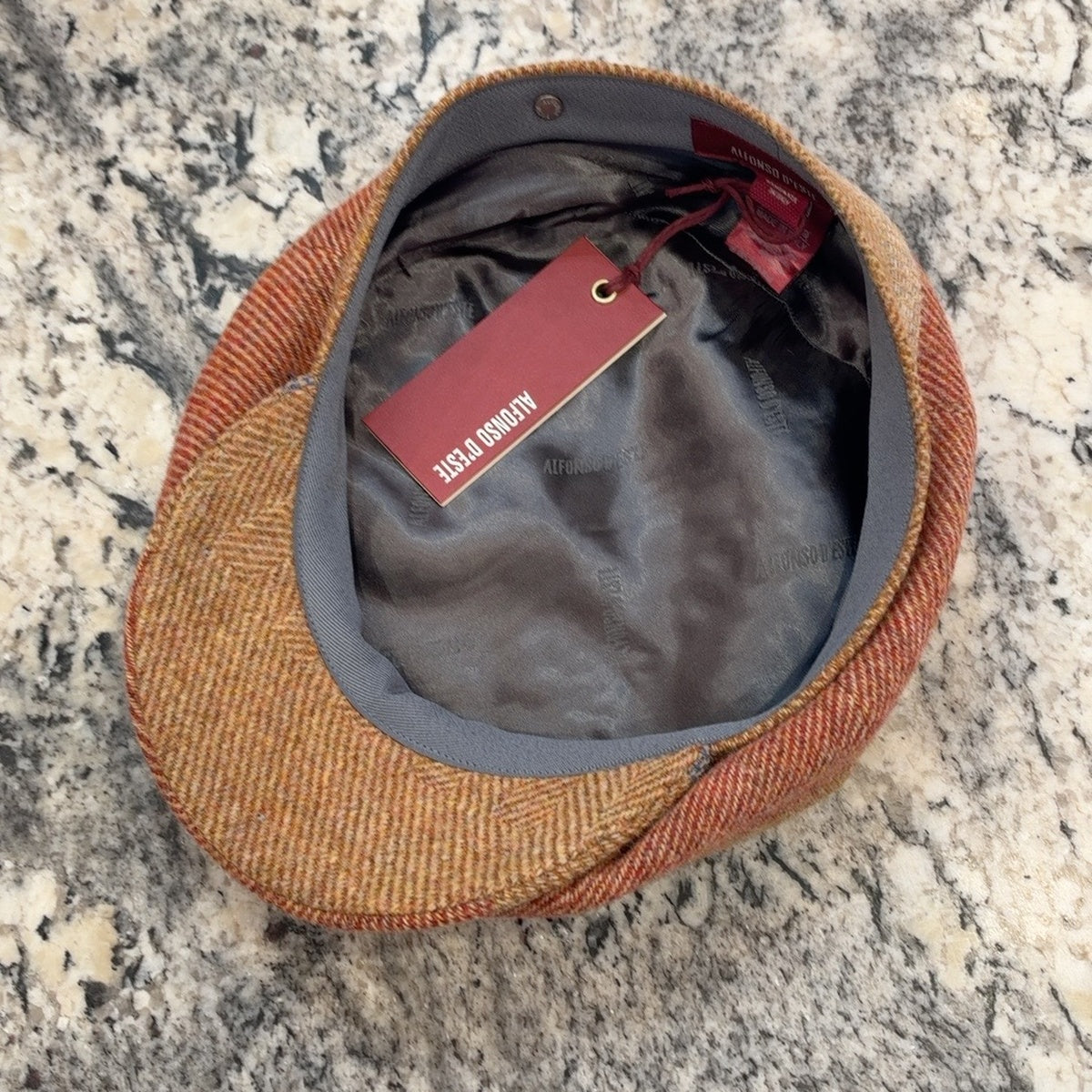 Alfonso d’Este Kyoto gold, rust and blue virgin wool newsboy cap 52281, interior lining