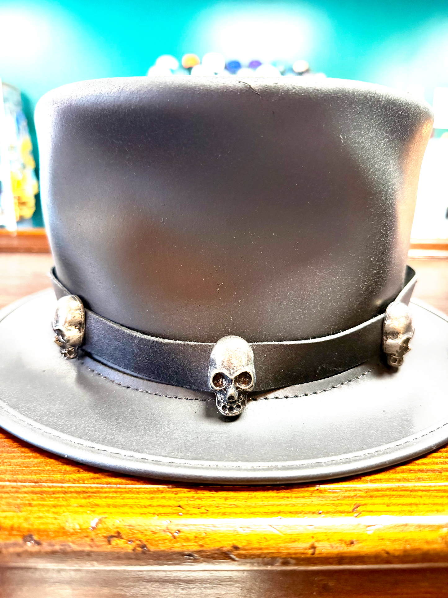 3 Skull Black Leather Hat Band