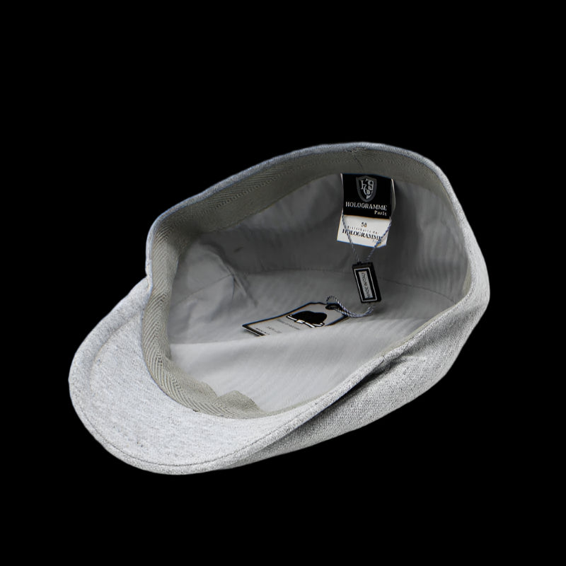 The "Contour" Light Gray Flat Cap by Hologramme Paris