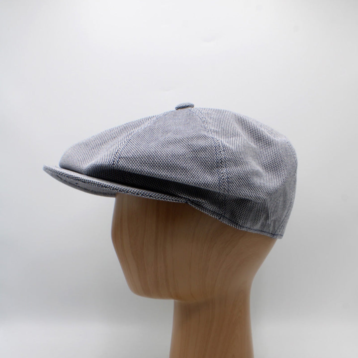 The "Lighthouse Shelby" Italian Newsboy Cap by Hologramme Paris