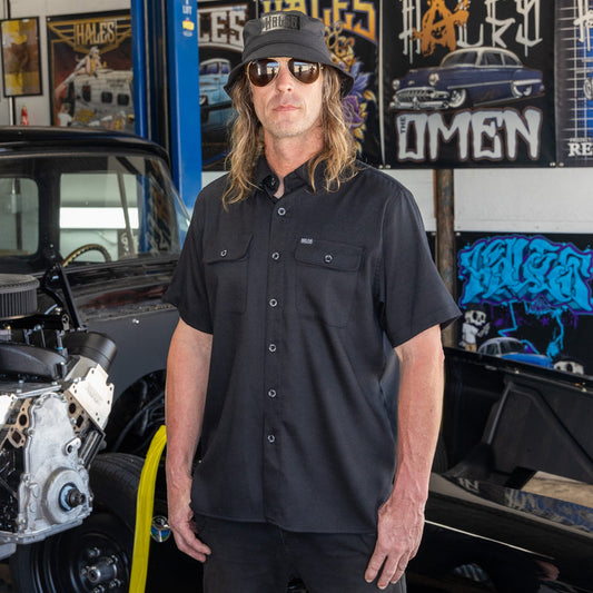 Hales Blue Collar Short Sleeve Shirt in Black