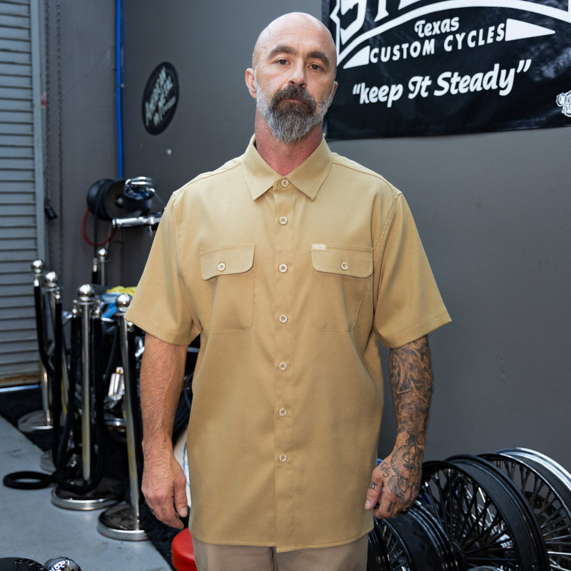Hales Blue Collar Short Sleeve Shirt in Beige