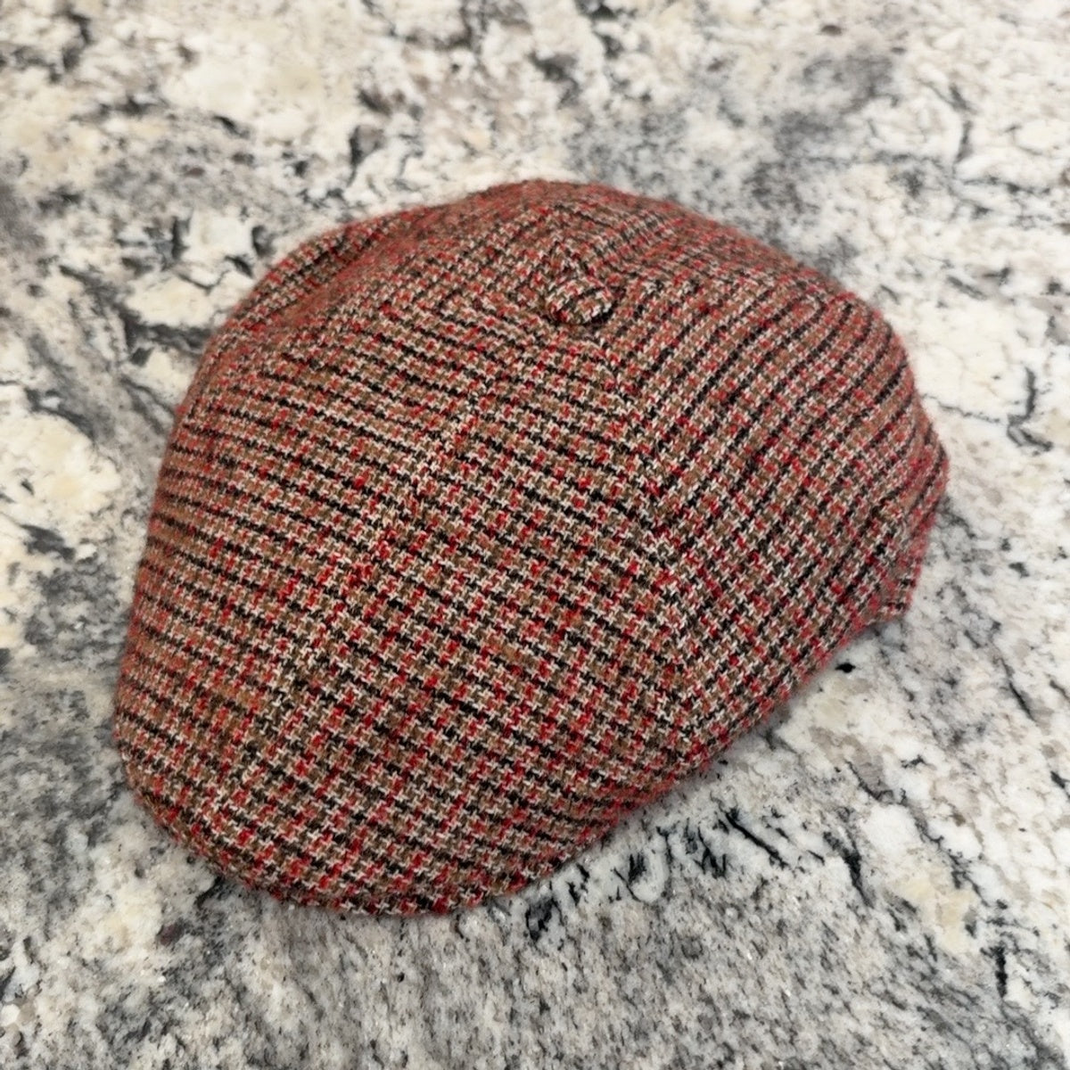 Alfonso D'Este Kent cap 47648 in red, brown and cream check