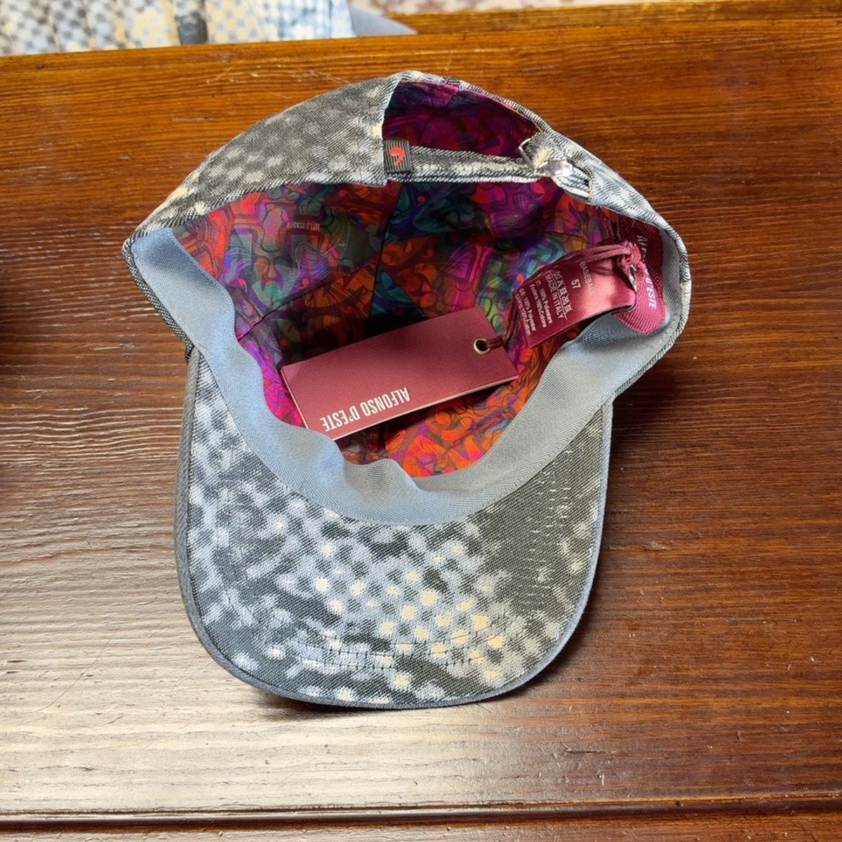 Alfonso Reserve 52038 baseball cap interior with colorful lining