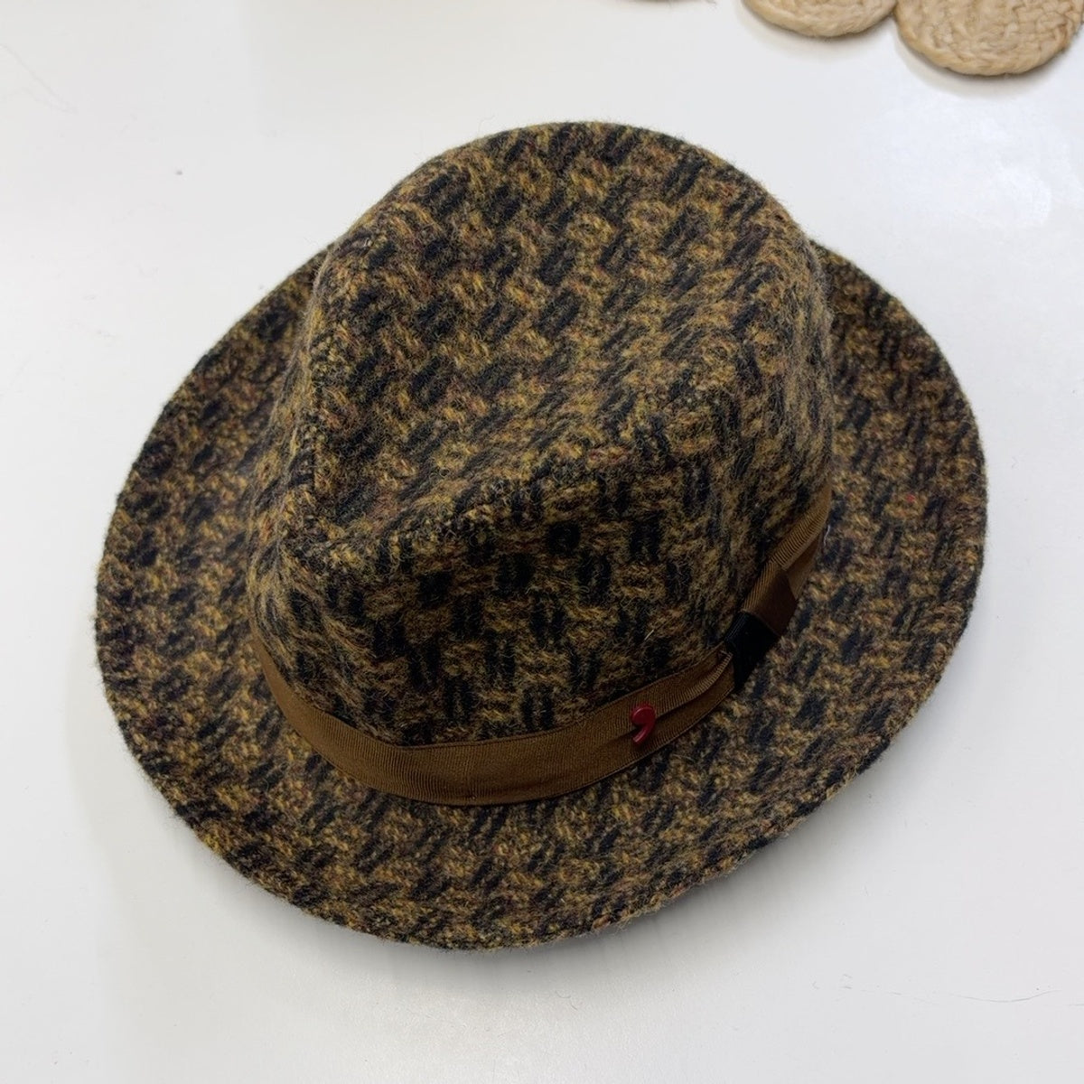 Alfonso d'Este 52256 Michael fedora in brown and charcoal houndstooth wool with a brown ribbon band