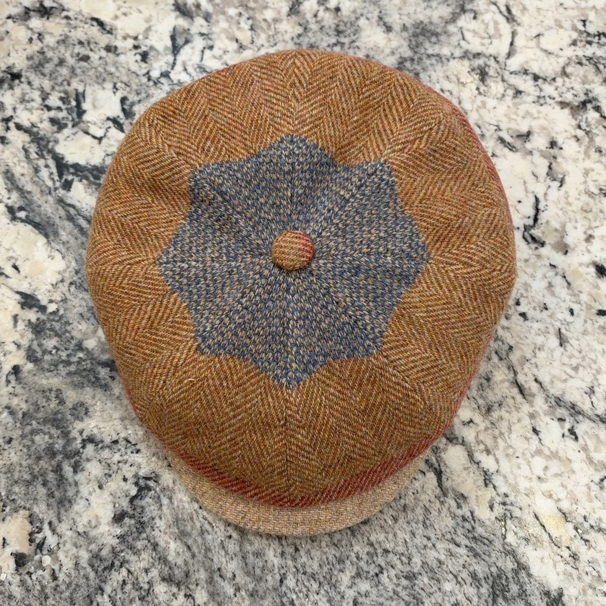 Alfonso d’Este Kyoto gold, rust and blue virgin wool newsboy cap 52281, top view