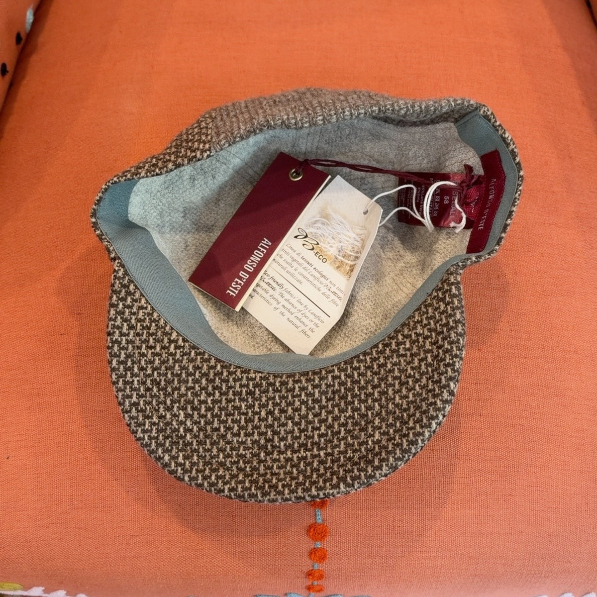 Interior and fabric tags of Alfonso d’Este 52429 baseball cap