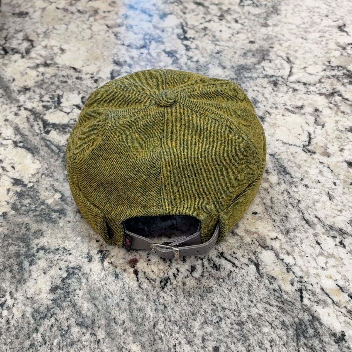 Adjustable buckle at the back of green denim Docker cap 52454