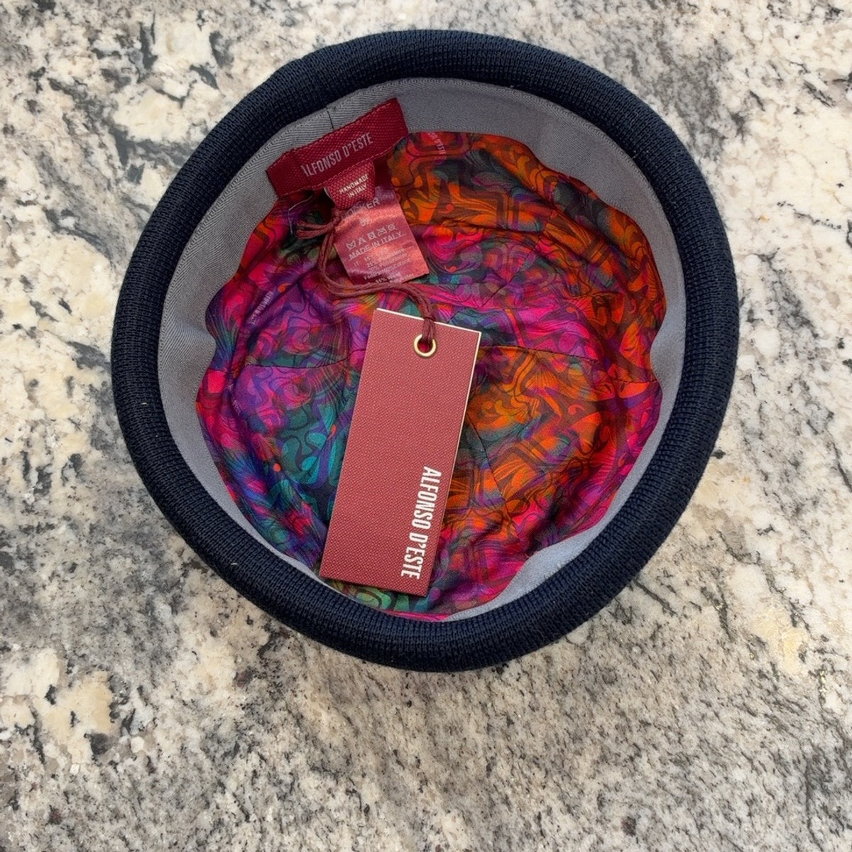Colorful printed lining inside Alfonso D'Este Docker cap 52456