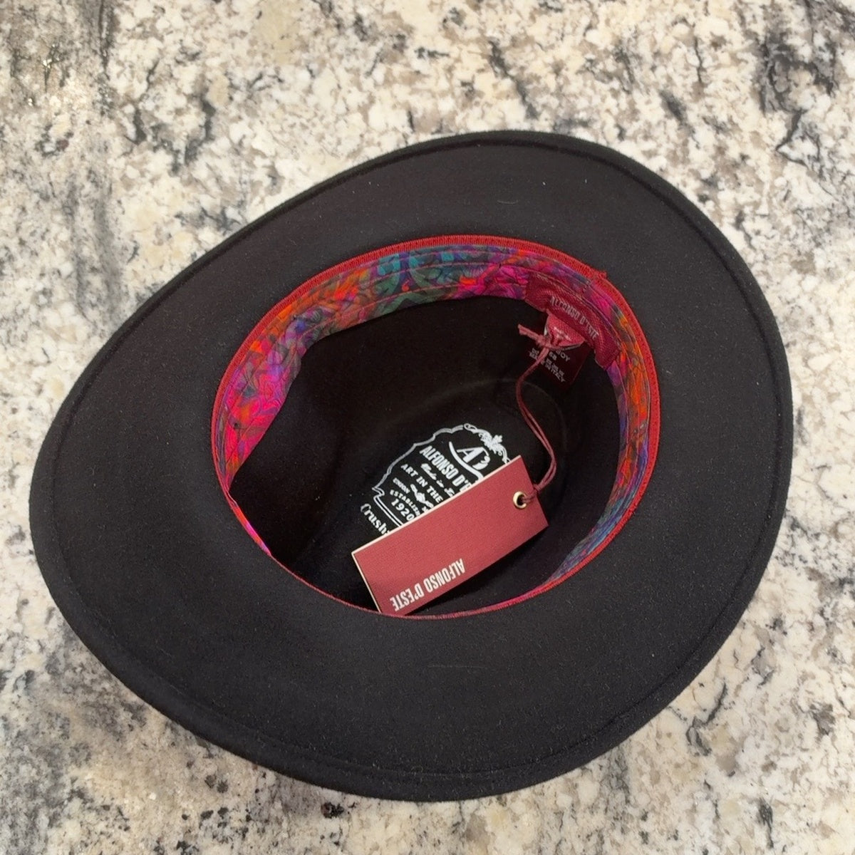 Interior of Alfonso D’Este crushable wool cowboy hat 52770 with colorful inner band