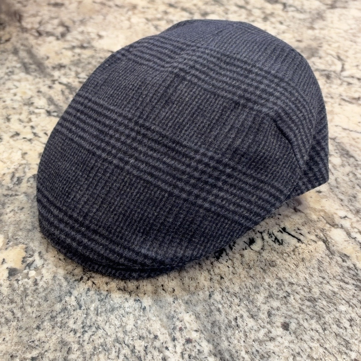 Alfonso d’Este Ionio navy and gray plaid wool blend flat cap 52892, three-quarter view