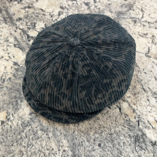 Alfonso d’Este Krizia 53706 charcoal patterned corduroy newsboy cap