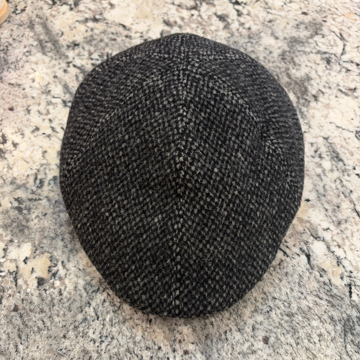 Alfonso D'Este Black and Gray Specs 100% Wool- Split Flat Cap 54772