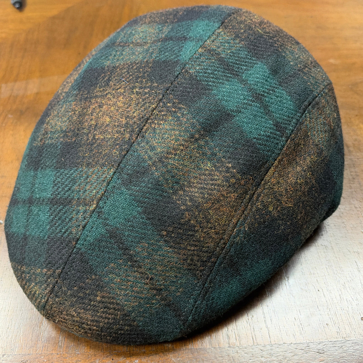 Alfonso D'Este Green and Tan Hanover Split Flat Cap 55136