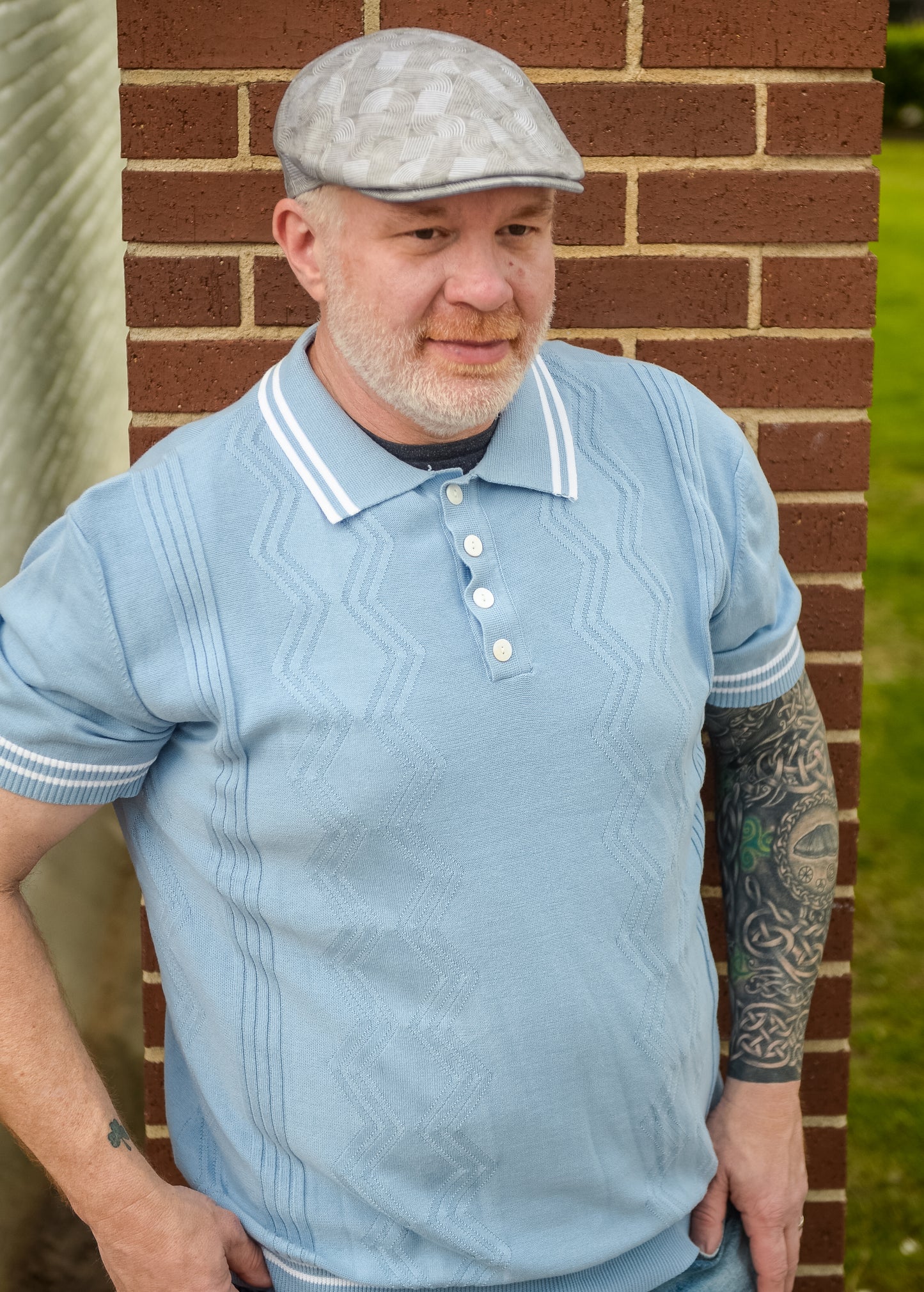 The Summer Waves - Beige Split Flat Cap by Hologramme Paris at FunkyBrims