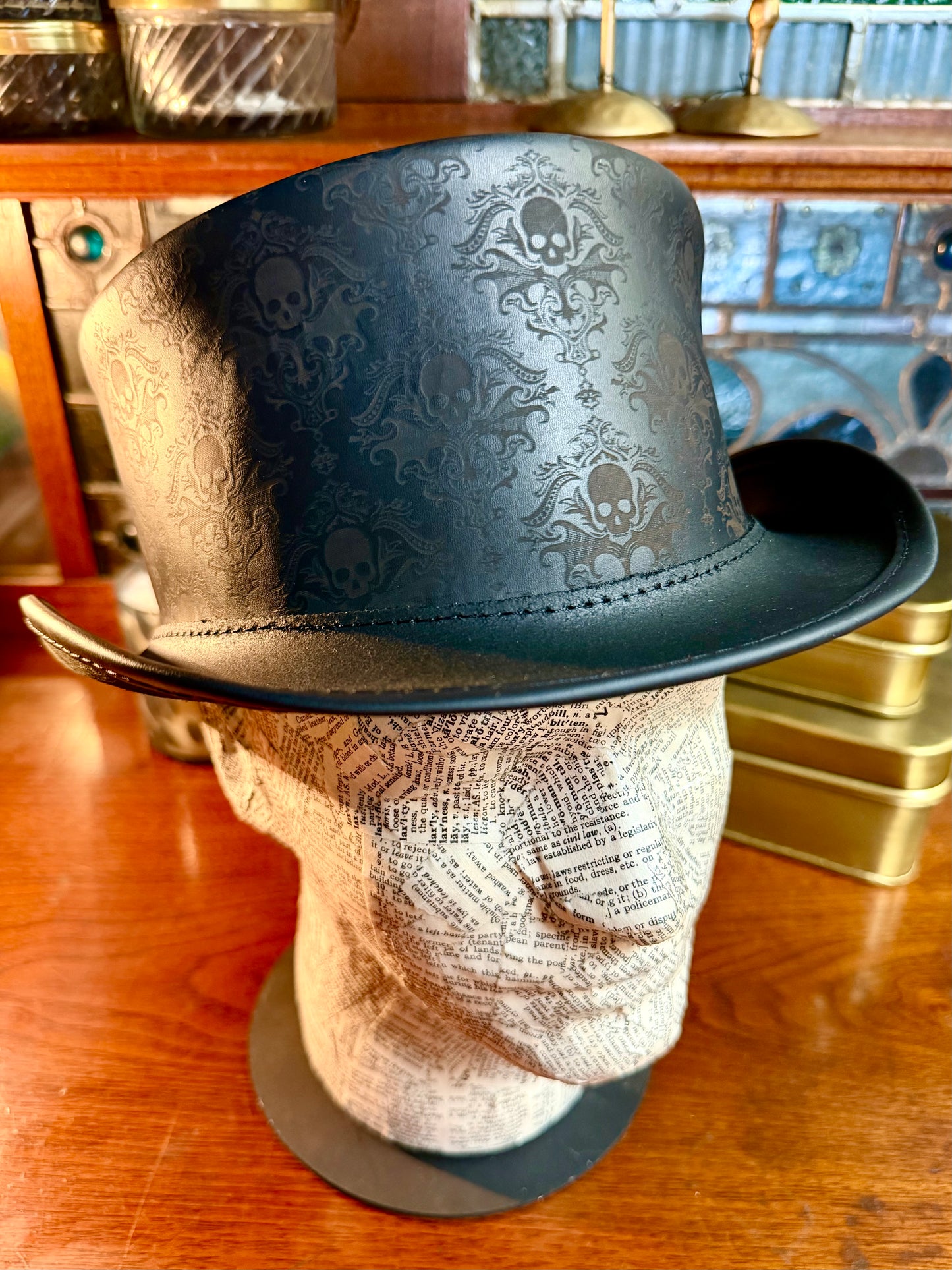 Royal Skull Leather Top Hat