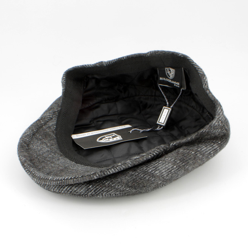 The Duke – Charcoal Plaid Flat Cap by Hologramme Paris – quilted lining